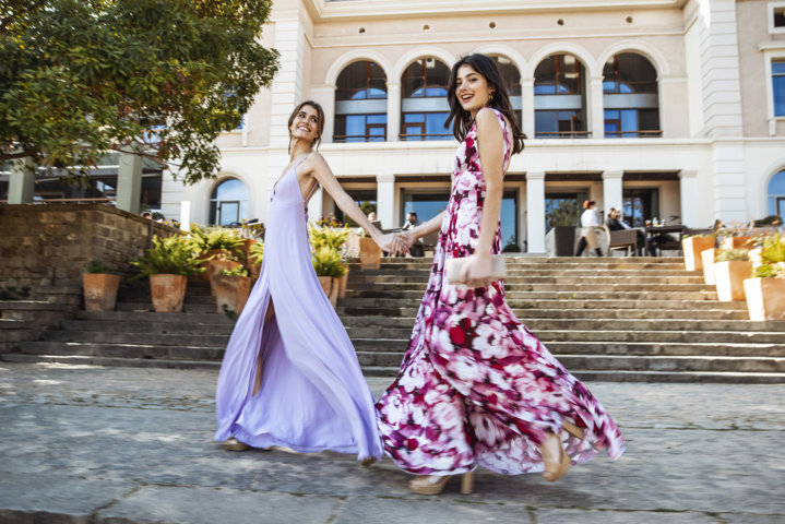 VESTIDO VALERIA MALVA Y VESTIDO KARLA FLORES